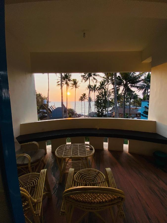 Hellovarkala Beach Resort Exteriör bild