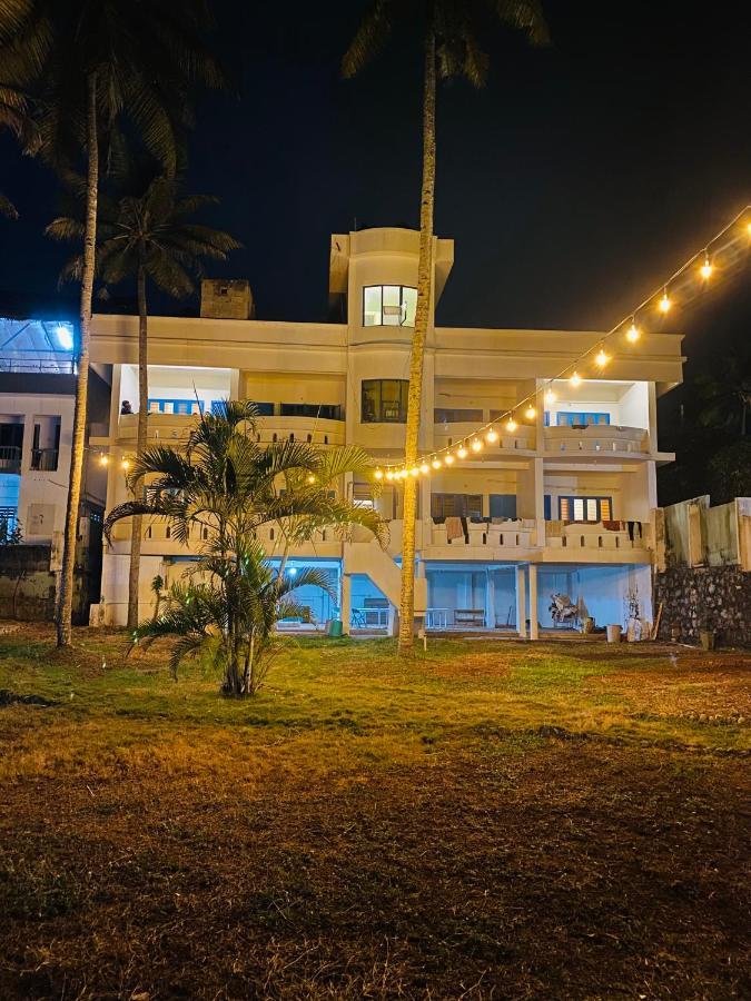 Hellovarkala Beach Resort Exteriör bild